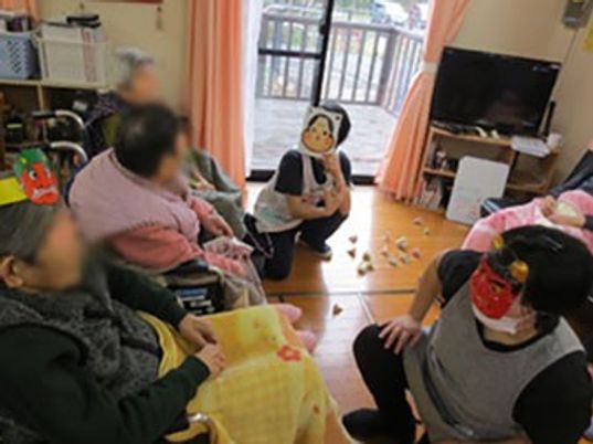 楽しげな室内イベント
