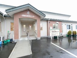 エントランスの清潔な外観