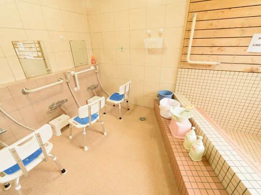 バリアフリーの浴室設備