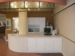 清潔なフロントカウンター