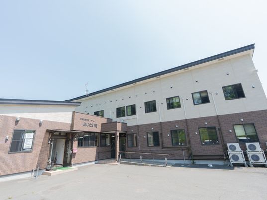 施設の外観