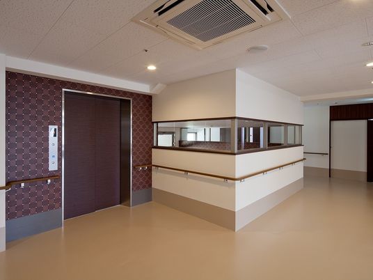 広々とした廊下の一角