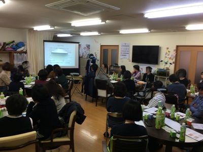 研修中のラウンジ