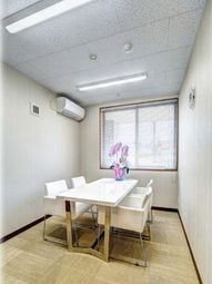 明るい食堂の一角