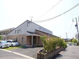 清潔な外観の建物