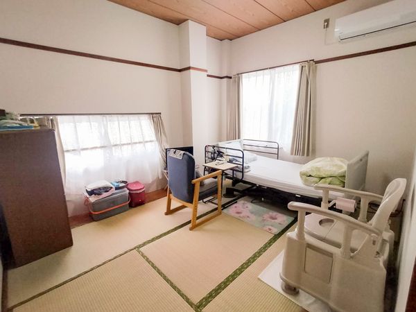 和室の居室内観
