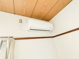 エアコンが設置された角