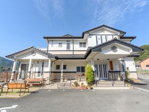 清潔感ある施設外観