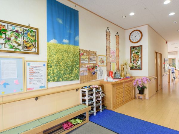 廊下の壁の装飾
