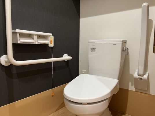 手すり付トイレ設備