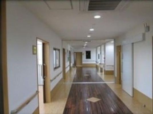 明るい廊下  