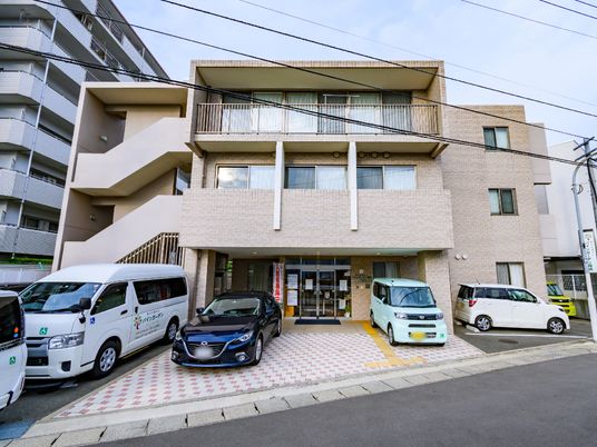 清潔な外観の建物