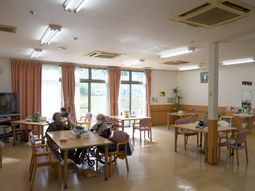 明るい交流の場