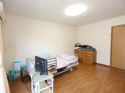 清潔な居室の一角