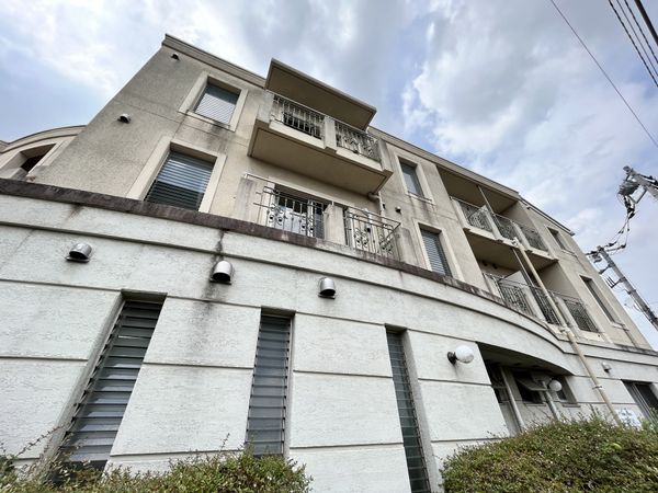 建物の外観アングル