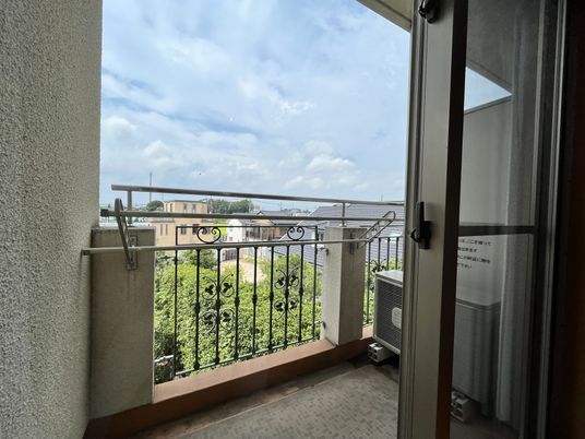 開放的なバルコニー景色