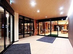 広々とした綺麗なエントランス