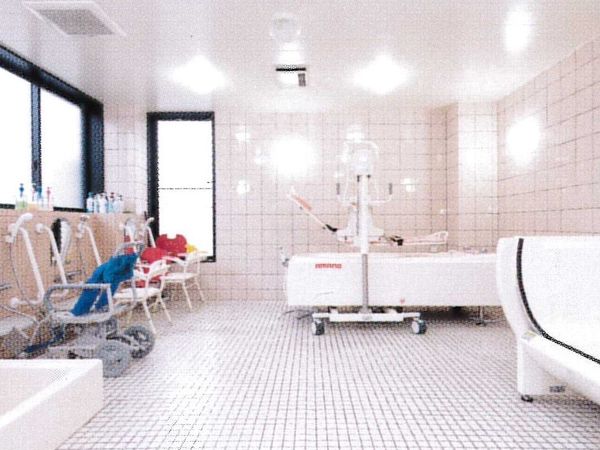 清潔な浴室設備