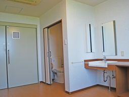 清潔感ある居室の一角