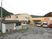 山間部の建物外観