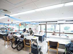 多目的室での活動風景