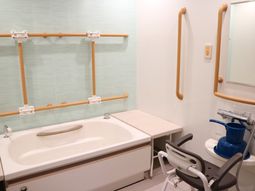 バリアフリー浴室設備