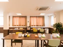 共用ダイニングの風景