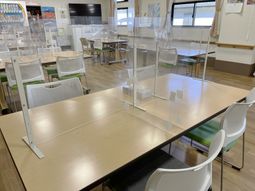 集いの場所のダイニング
