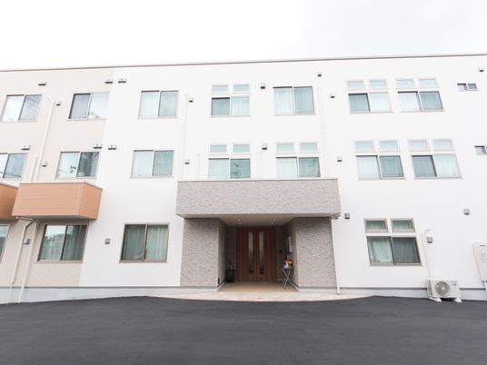 清潔感のある建物の外観