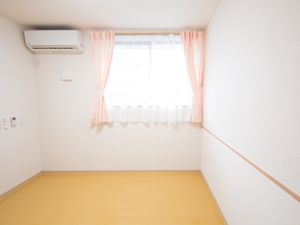 シンプルな空の部屋