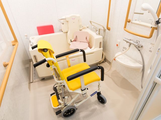 バリアフリー浴室設備