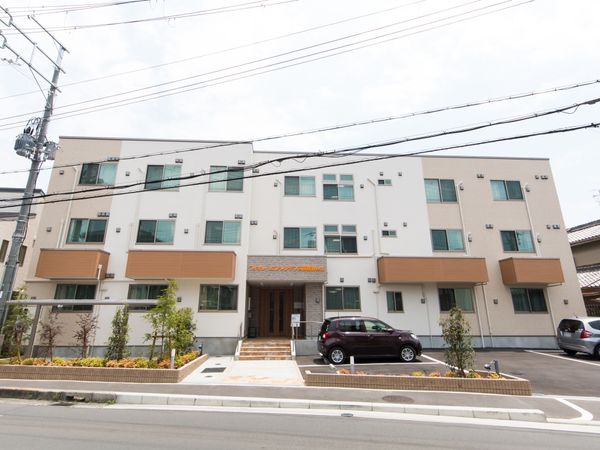 清潔感のある建物外観