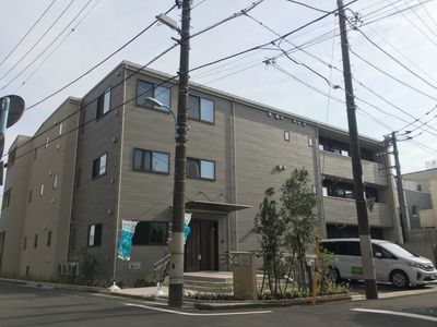 新築そうな外観