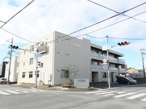 都市型の建物外観