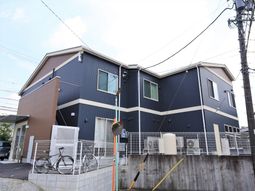 モダンな建物の外観