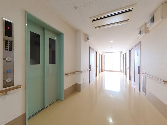 明るい廊下