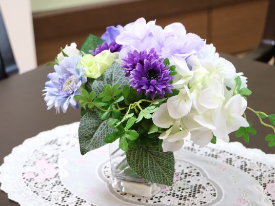 カラフルな花のアレンジメント