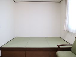 清潔な和室の居室