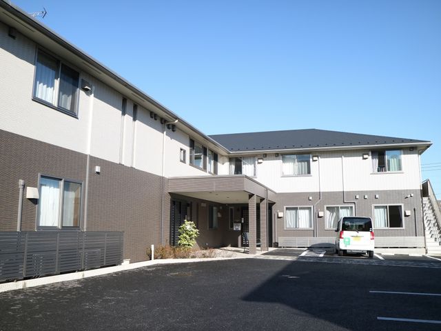 清潔感のある外観 外観 現代的なデザインの外観が印象的です。訪れる方を暖かく迎え入れるエントランスがあります。