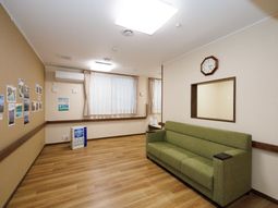 落ち着いたラウンジ空間