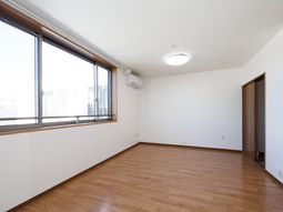 明るい空間の居室