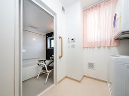 清潔な浴室設備