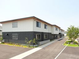 清潔感のある外観の建物