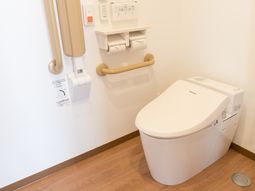 手すり付きトイレの設備