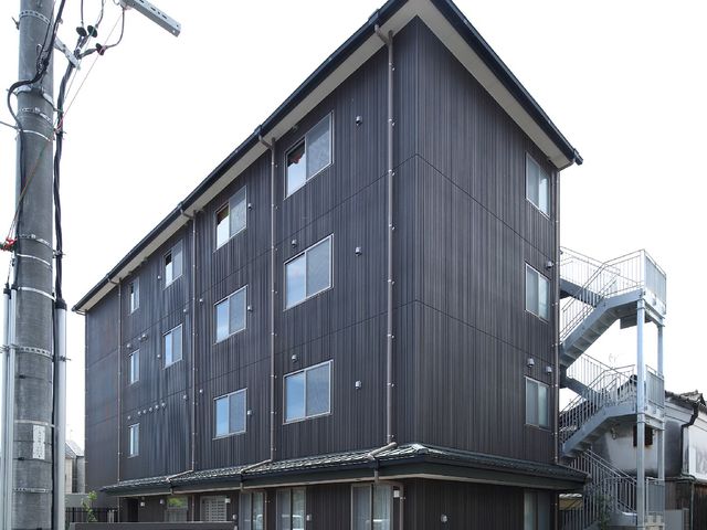 施設の外観 外観 清潔感溢れる建物が印象的な施設です。プロフェッショナルな環境でのご就業をお考えの方にぴったりです。
