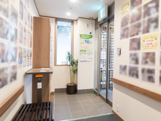 エントランスの情報掲示