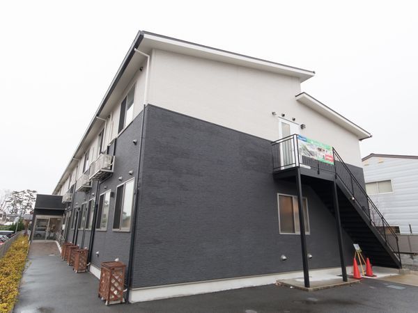 モダンな建物の外観