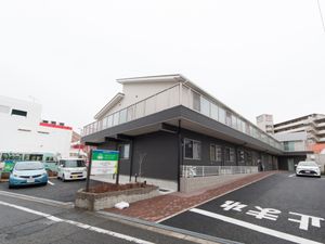 シンプルな建物外観