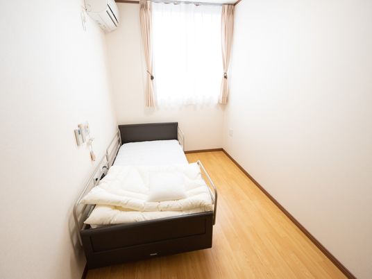 清潔な個室の居室