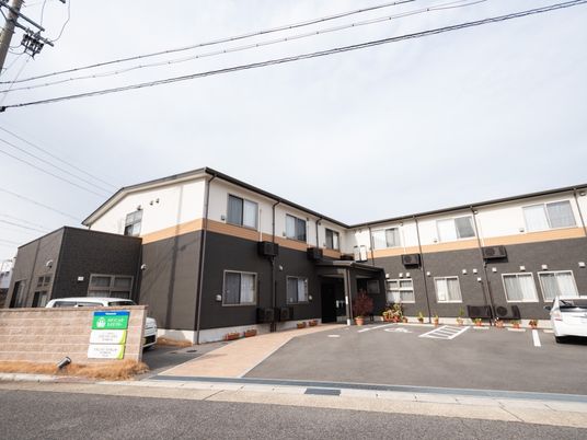 清潔感のある建物の外観